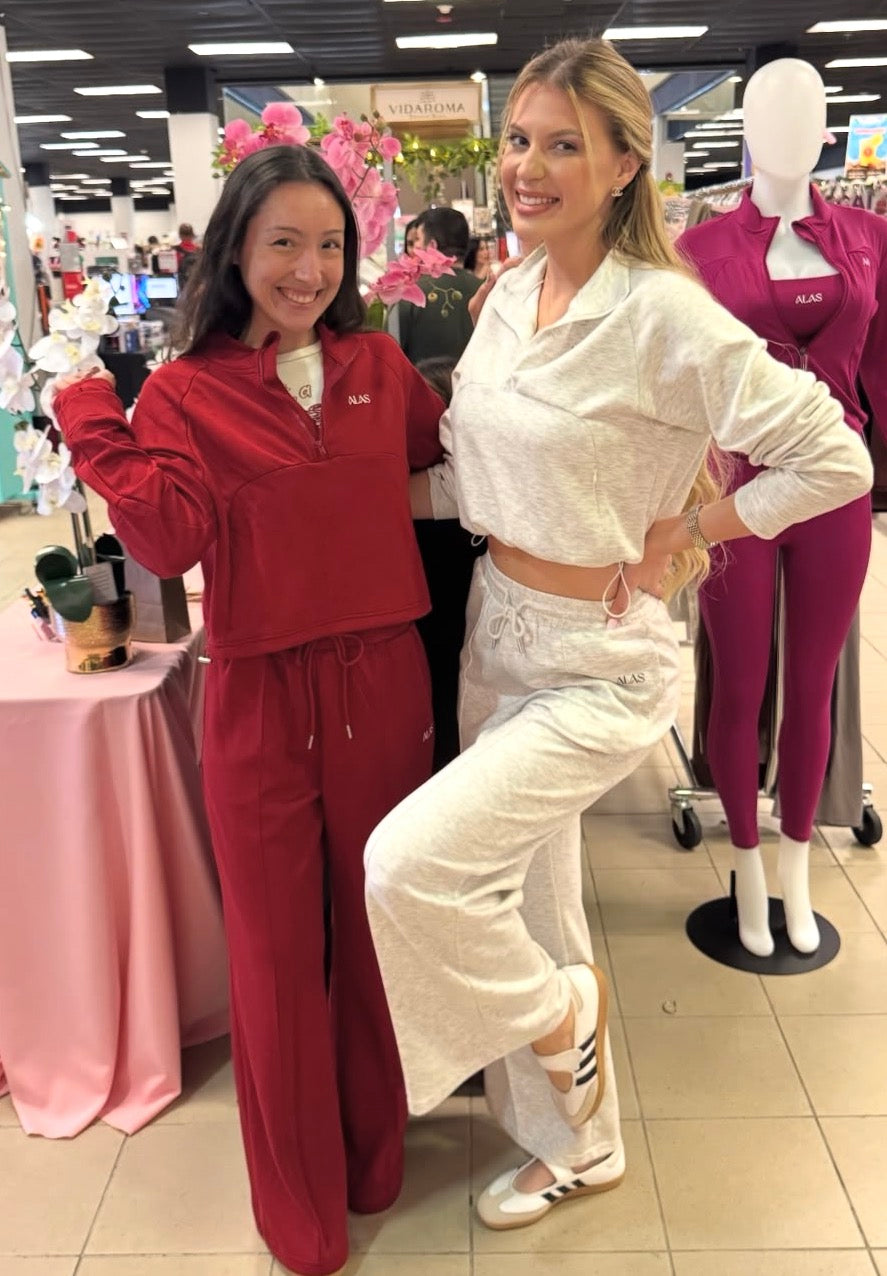 Model off duty set Sweater + pants