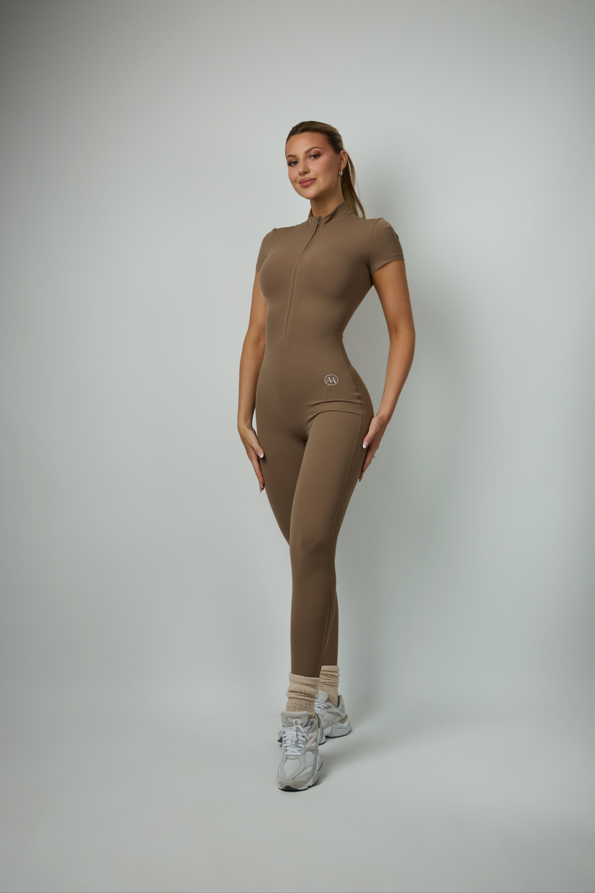 ESSENTIAL SCULPT – Khaki Zip-Up Jumpsuit